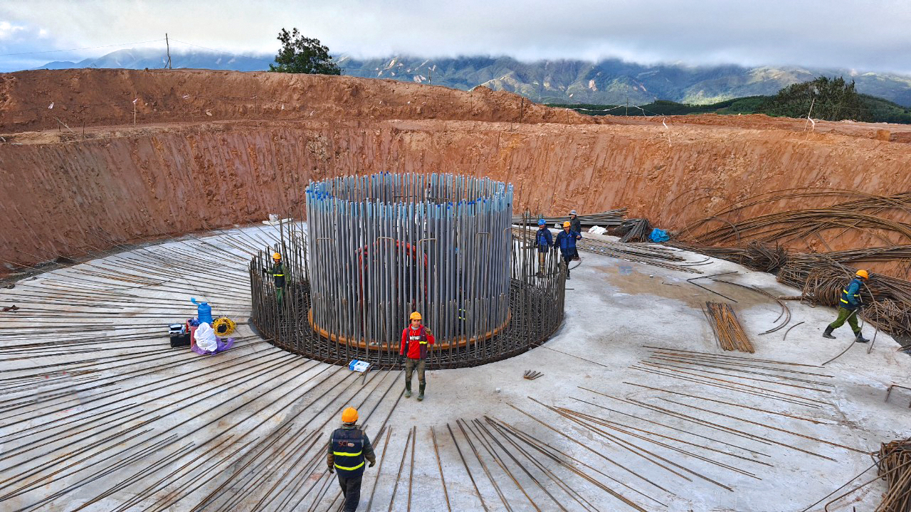 HUONG LINH 8 WIND FARM