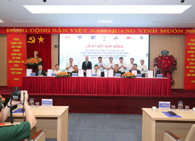 SCI E&C CÙNG LIÊN DANH KÝ KẾT GÓI THẦU THI CÔNG XÂY LẮP CÔNG TRÌNH NHÀ MÁY THỦY ĐIỆN TRỊ AN MỞ RỘNG