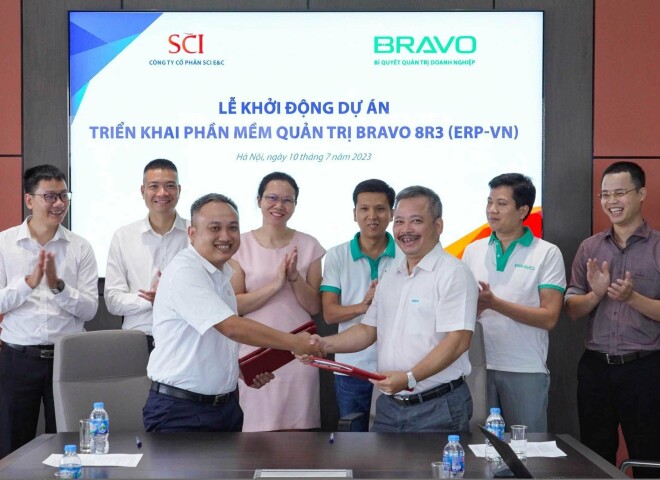 Lễ ký kết hợp đồng và khởi động dự án triển khai hệ thống quản trị doanh nghiệp BRAVO 8R3