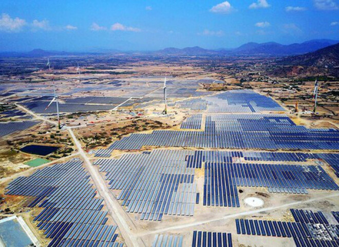 Chi phí cho năng lượng mặt trời giảm theo cấp số nhân, Việt Nam lọt top dẫn đầu thế giới về công suất
